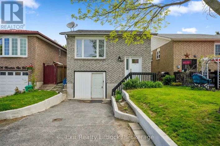802 MOUNTAIN ASH ROAD, Peterborough
