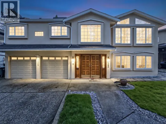 8022 LAKEFIELD DRIVE, Burnaby