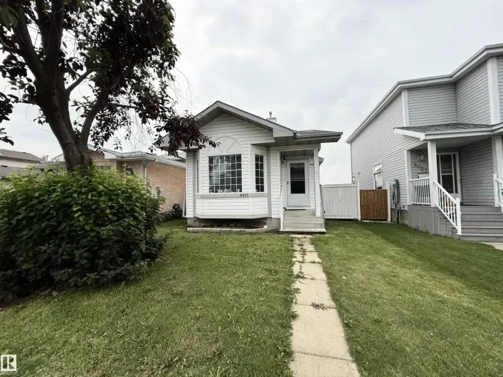 House for sale: 8025 15A AV NW, Edmonton