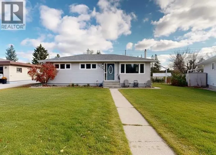 8028 5 Street SW, Calgary