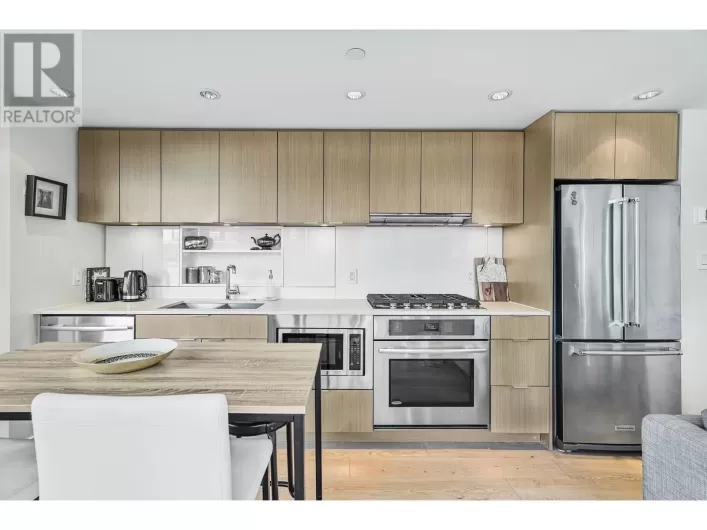 803 161 E 1ST AVENUE, Vancouver