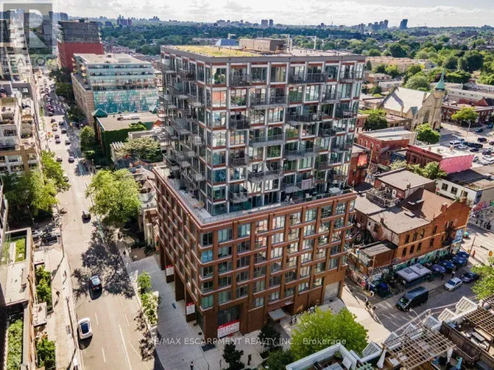 803 - 2 AUGUSTA AVENUE, Toronto