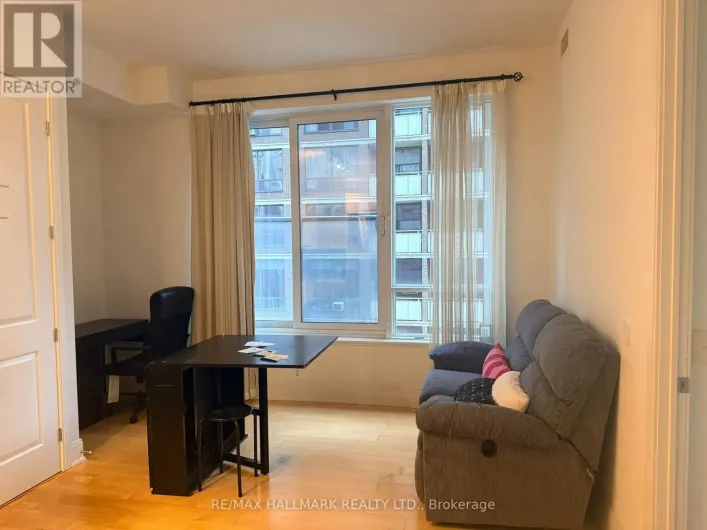 803 - 21 BALMUTO STREET, Toronto