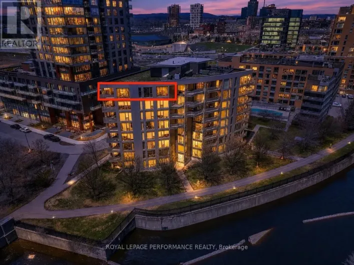 803 - 300C LETT STREET, Ottawa