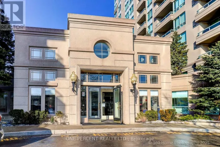 803 - 8 COVINGTON ROAD, Toronto