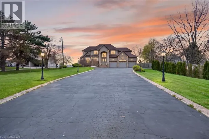 803 RIDGE Road, Hamilton