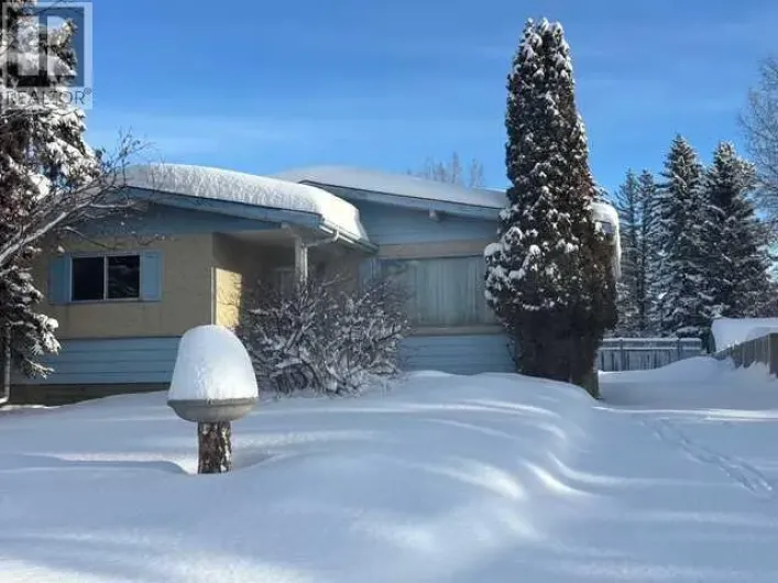 8033 99A Street, Grande Prairie