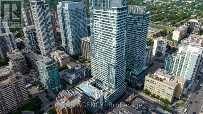 804 - 161 ROEHAMPTON AVENUE, Toronto