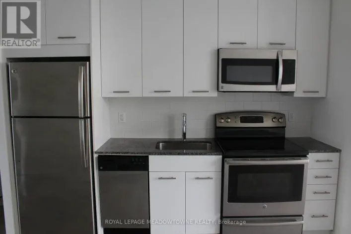 804 - 2055 DANFORTH AVENUE, Toronto