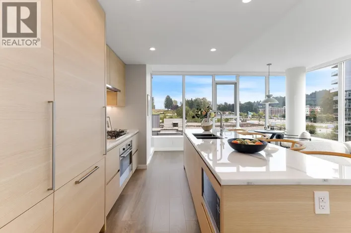 804 305 MORRISSEY ROAD, Port Moody