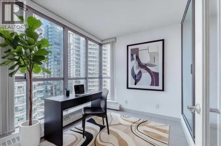 804, 650 10 Street SW, Calgary