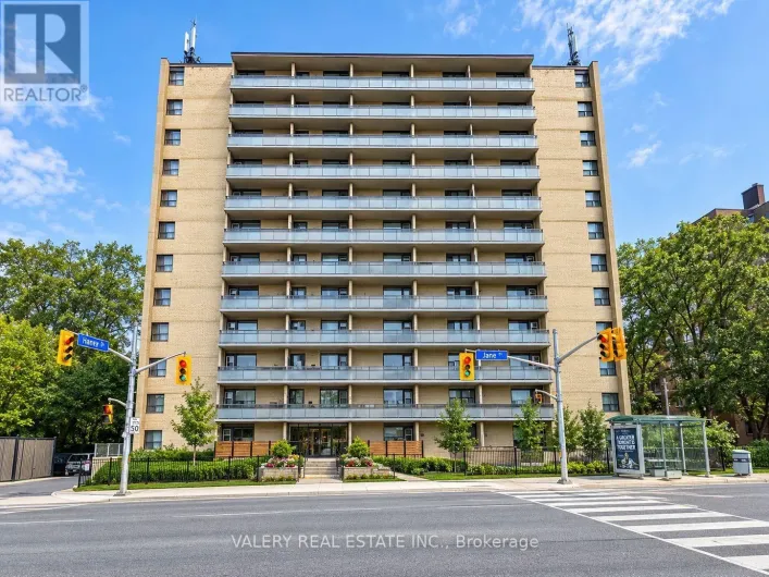 804 - 797 JANE STREET, Toronto