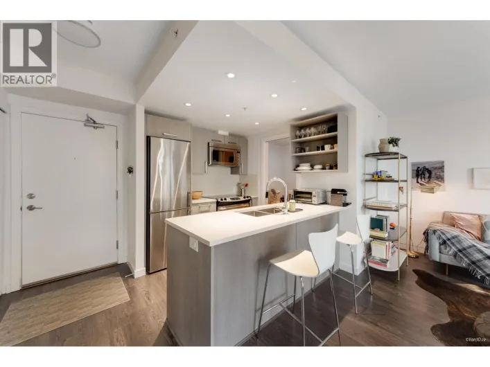 804 983 E HASTINGS STREET, Vancouver