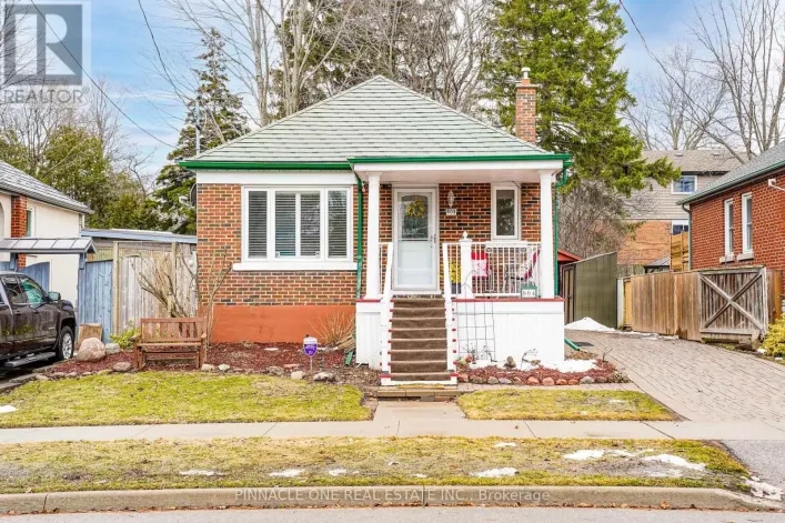 804 BYRON STREET S, Whitby