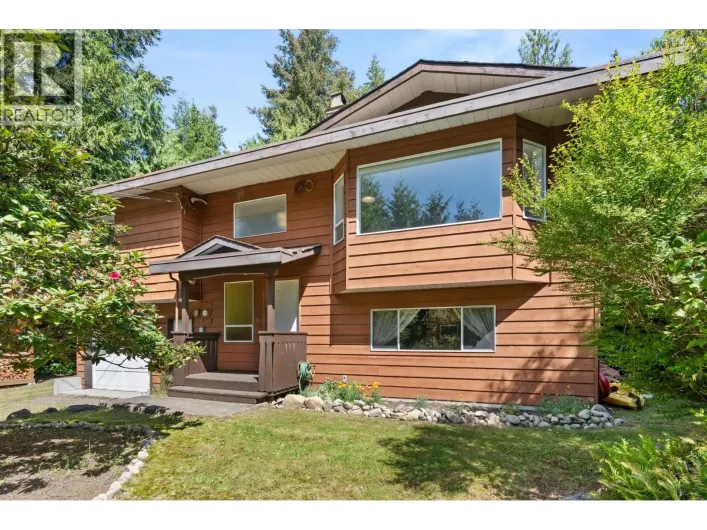 8044 DOGWOOD DRIVE, Halfmoon Bay