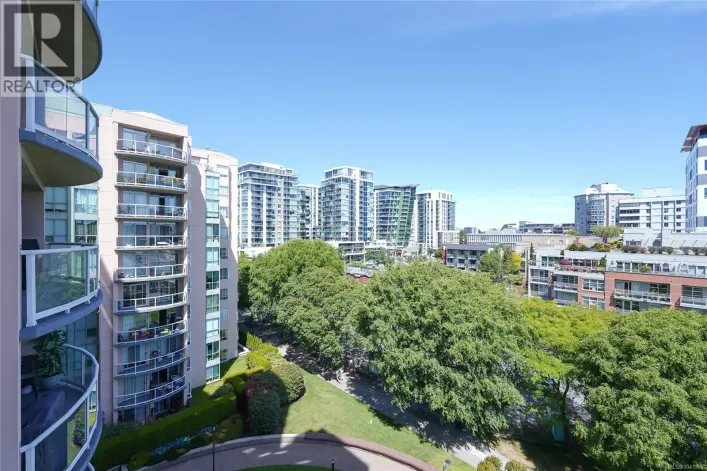 805 1020 View St, Victoria