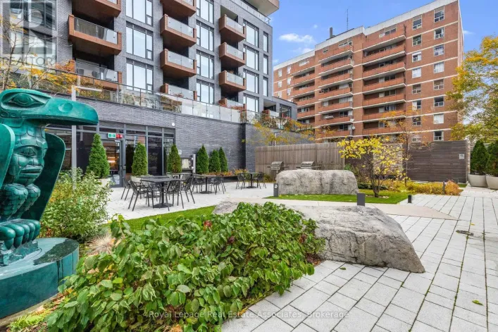 805 - 21 PARK STREET E, Mississauga