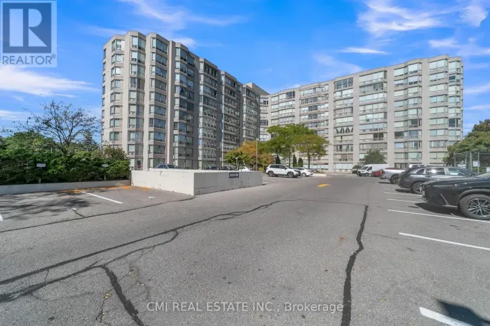 805 - 309 MAJOR MACKENZIE DRIVE E, Richmond Hill