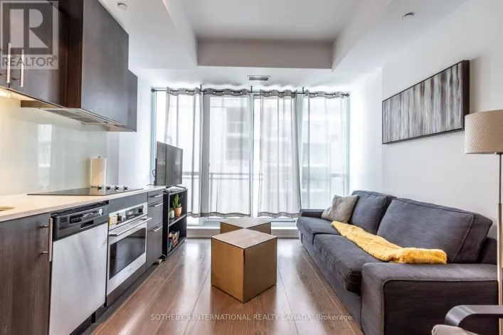 805 - 508 WELLINGTON STREET W, Toronto