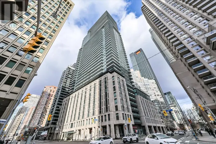 805 - 955 BAY STREET, Toronto