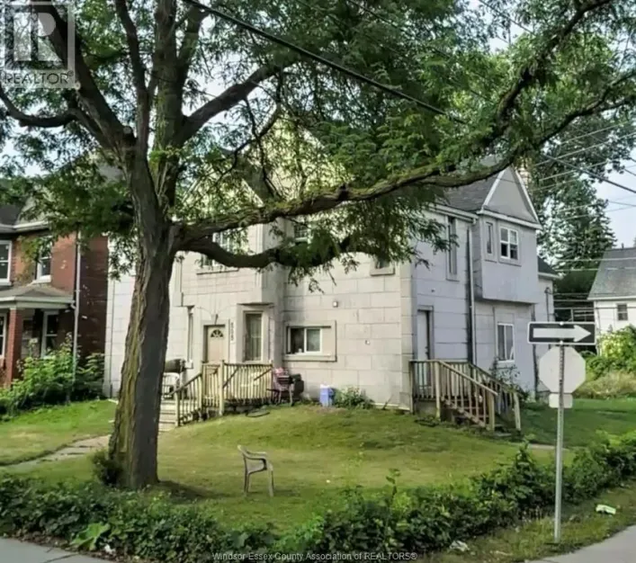 805 Bruce AVENUE Unit# 2, Windsor