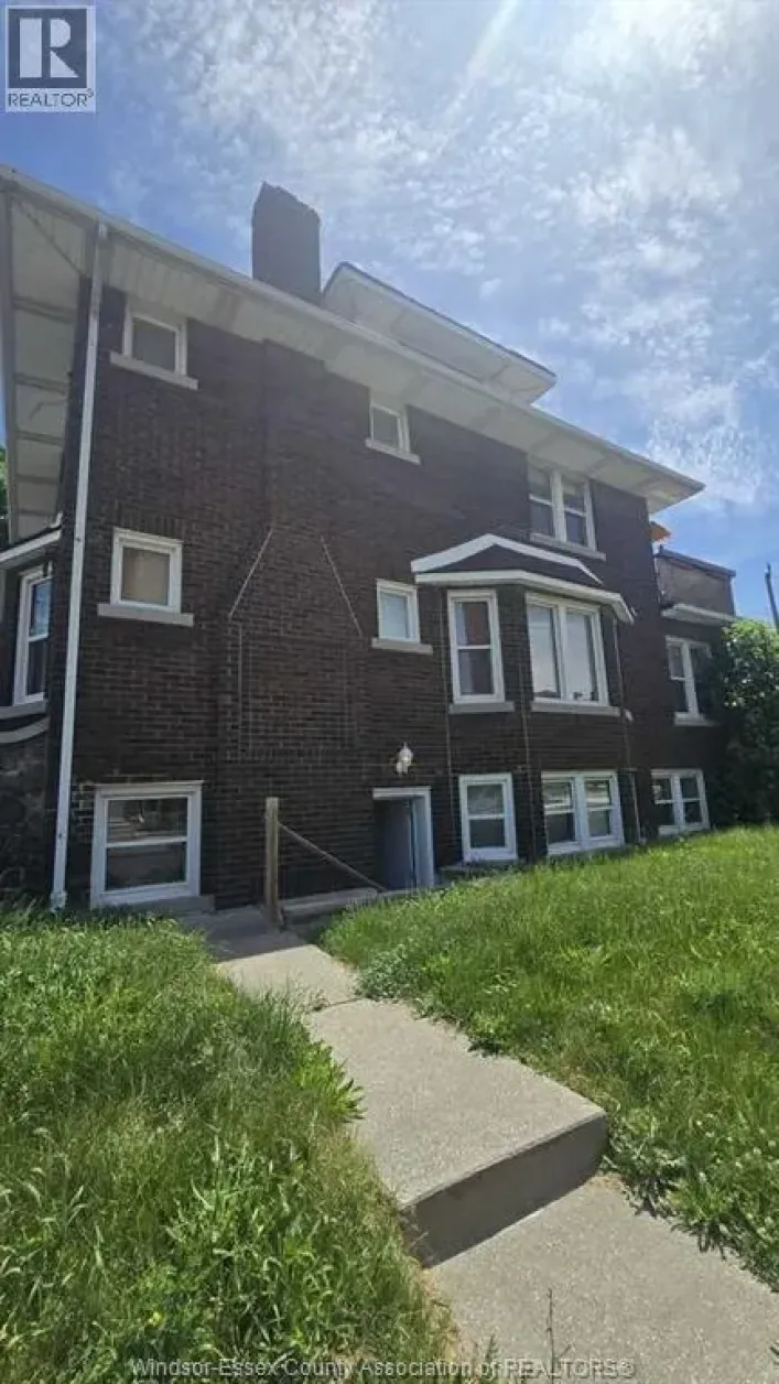 805 Giles BOULEVARD East Unit# Lower, Windsor