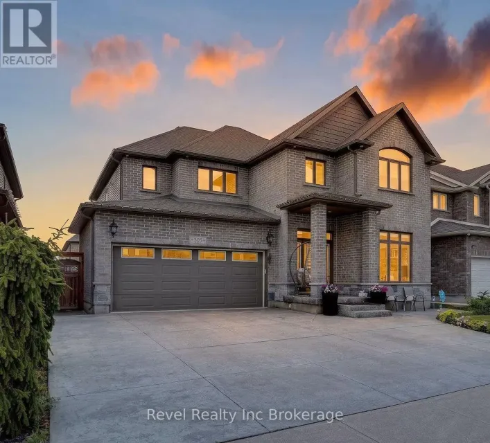 805 HALIFAX ROAD, Woodstock