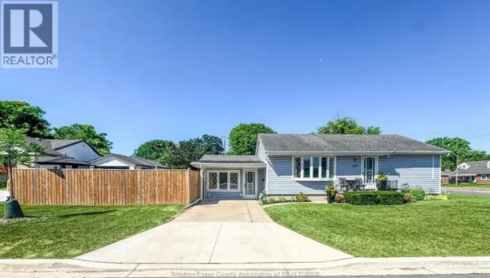 805 MATTHEW BRADY, Windsor
