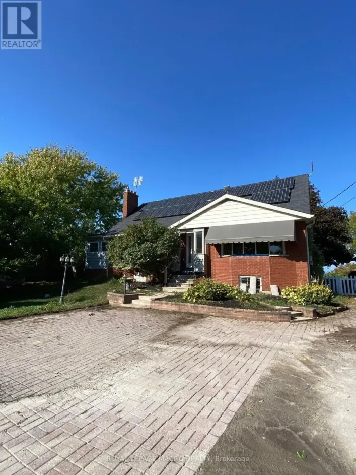 805 RIDGE ROAD, Hamilton