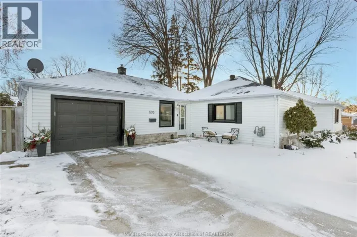 805 ROSELAWN, Windsor