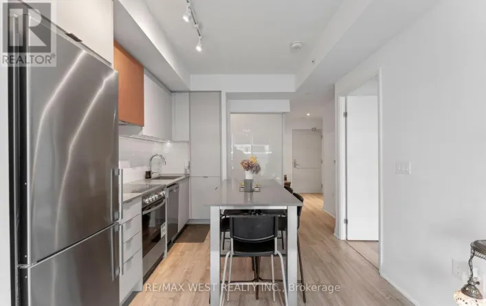 806 - 10 GIBBS ROAD, Toronto