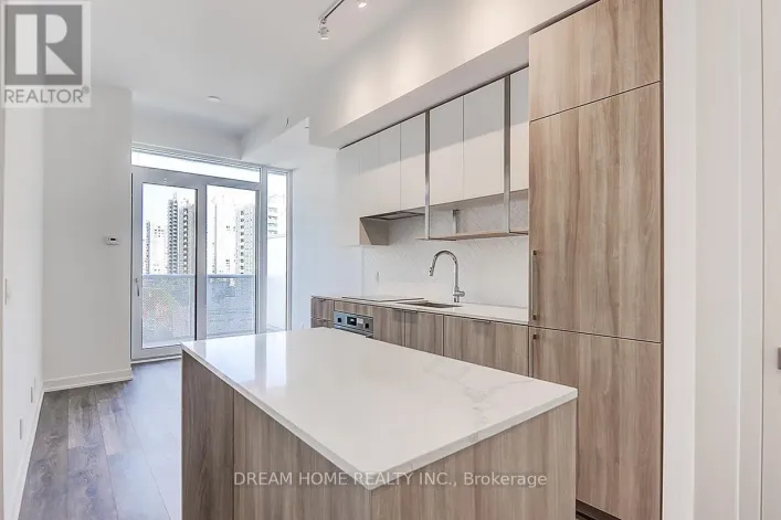 806 - 15 HOLMES AVENUE, Toronto