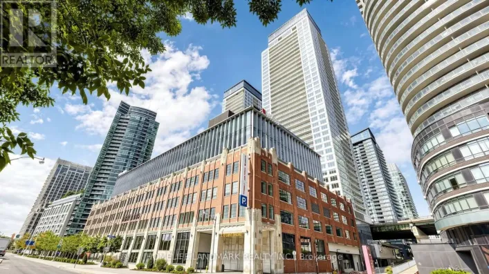 806 - 17 BATHURST STREET, Toronto