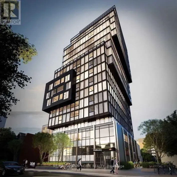 806 - 17 DUNDONALD STREET, Toronto