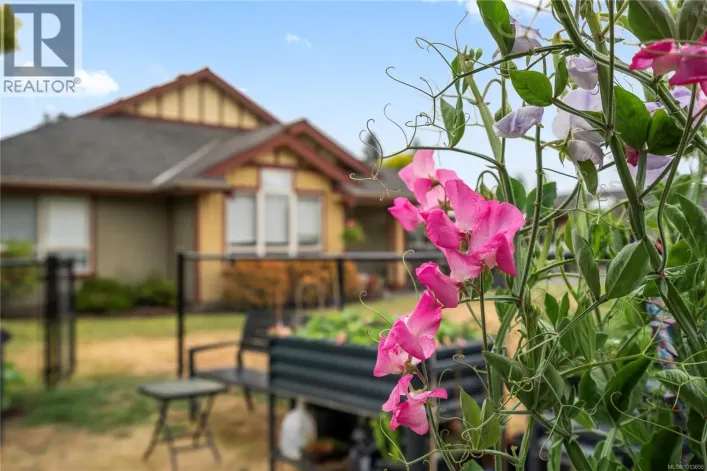 806 261 Mills St, Parksville