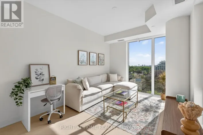 806 - 322 DUPONT STREET, Toronto