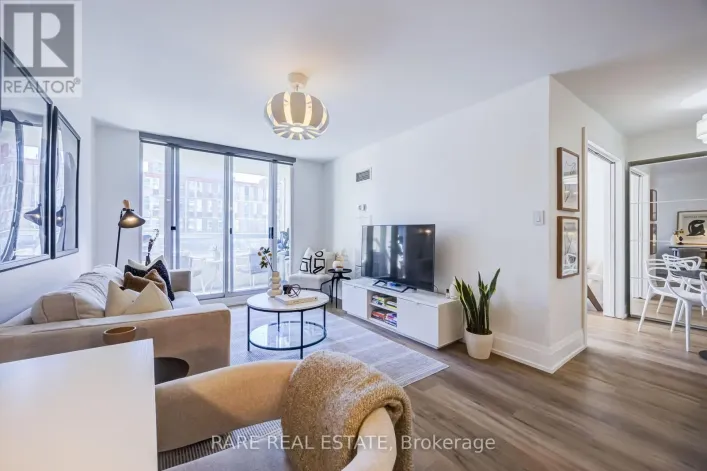 Apartment for sale: 806 - 43 EGLINTON AVENUE, Toronto