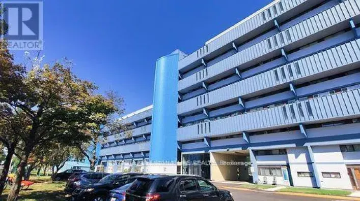 806 - 4673 JANE STREET, Toronto