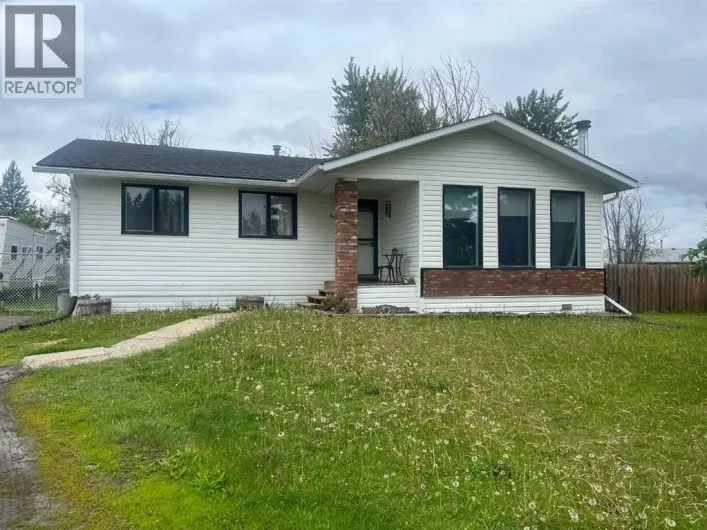 806 7 A Street, Fox Creek