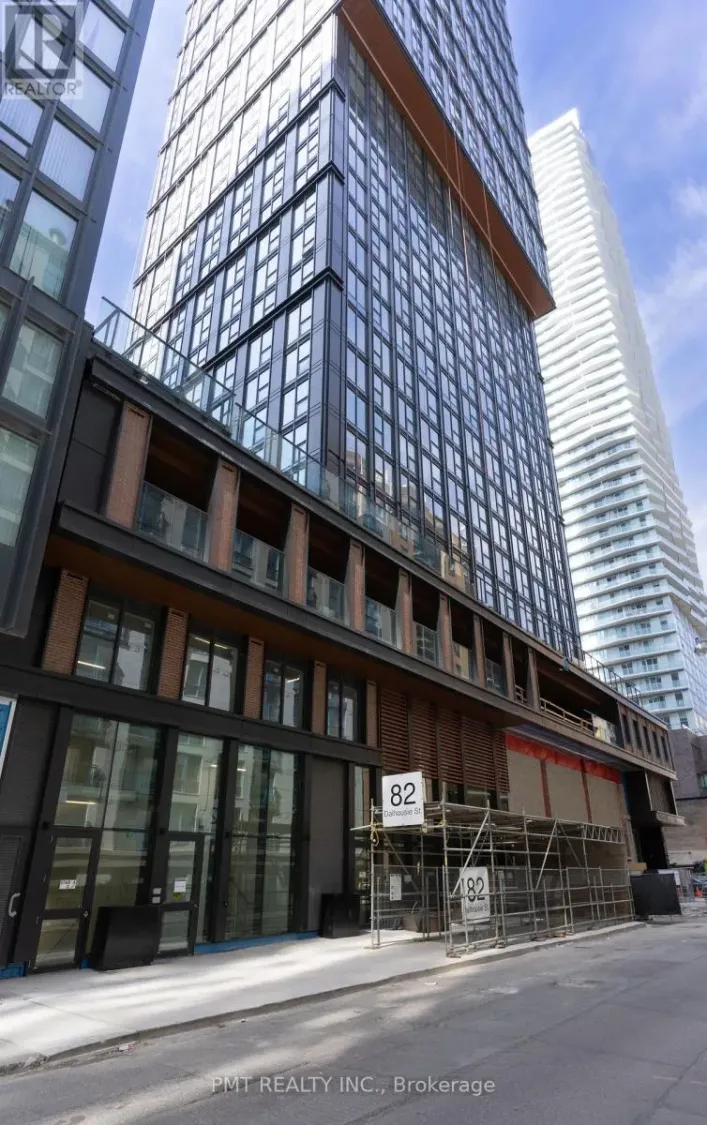 806 - 82 DALHOUSIE STREET, Toronto