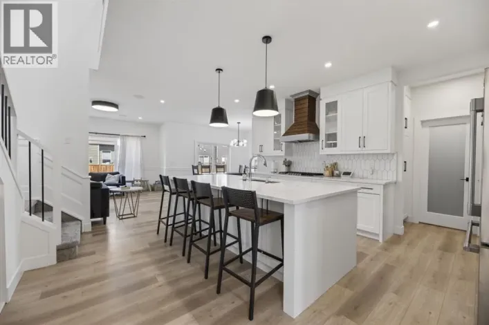 806 Mandalay Boulevard, Carstairs