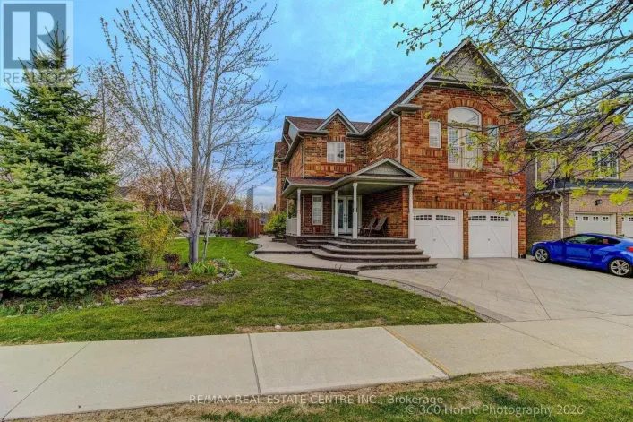 806 WHITE CLOVER WAY, Mississauga