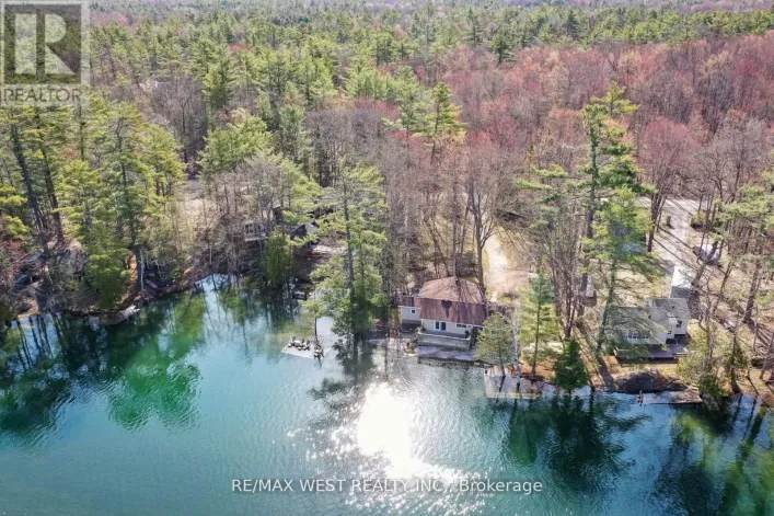 8060 OAKRIDGE DRIVE, Ramara