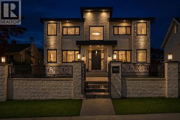 8061 11TH AVENUE, Burnaby