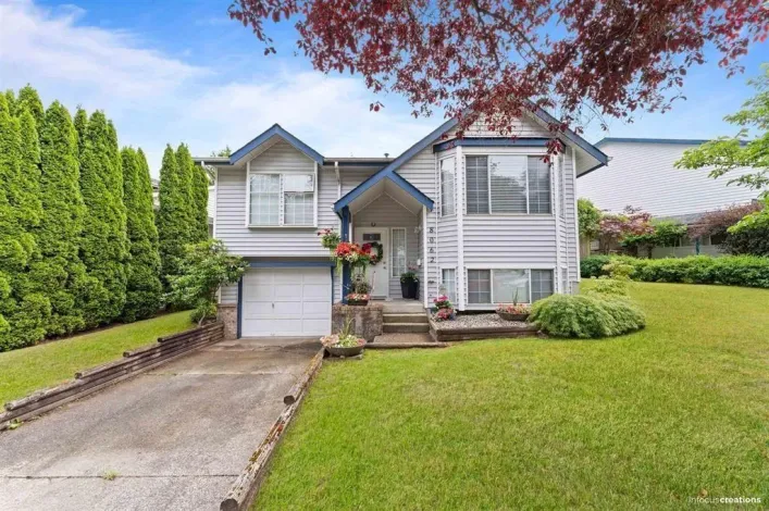 8062 138 STREET, Surrey