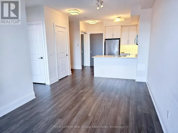 807 - 1 OLD MILL DRIVE, Toronto