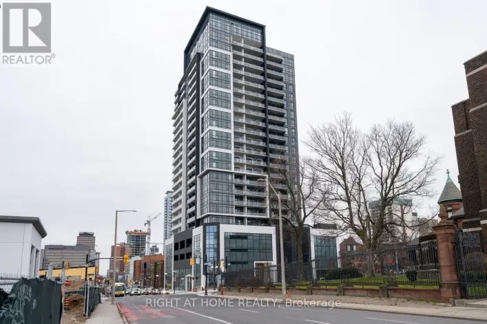 807 - 15 QUEEN STREET S, Hamilton