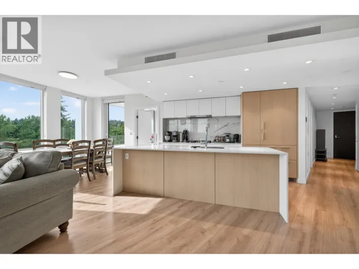 807 1500 FERN STREET, North Vancouver