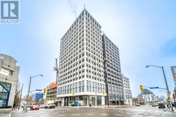 Apartment for rent: 807 - 2020 BATHURST STREET, Toronto