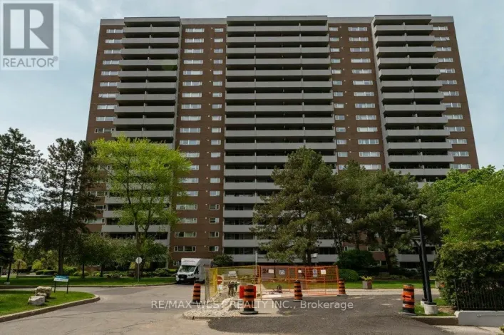 807 - 240 SCARLETT ROAD, Toronto
